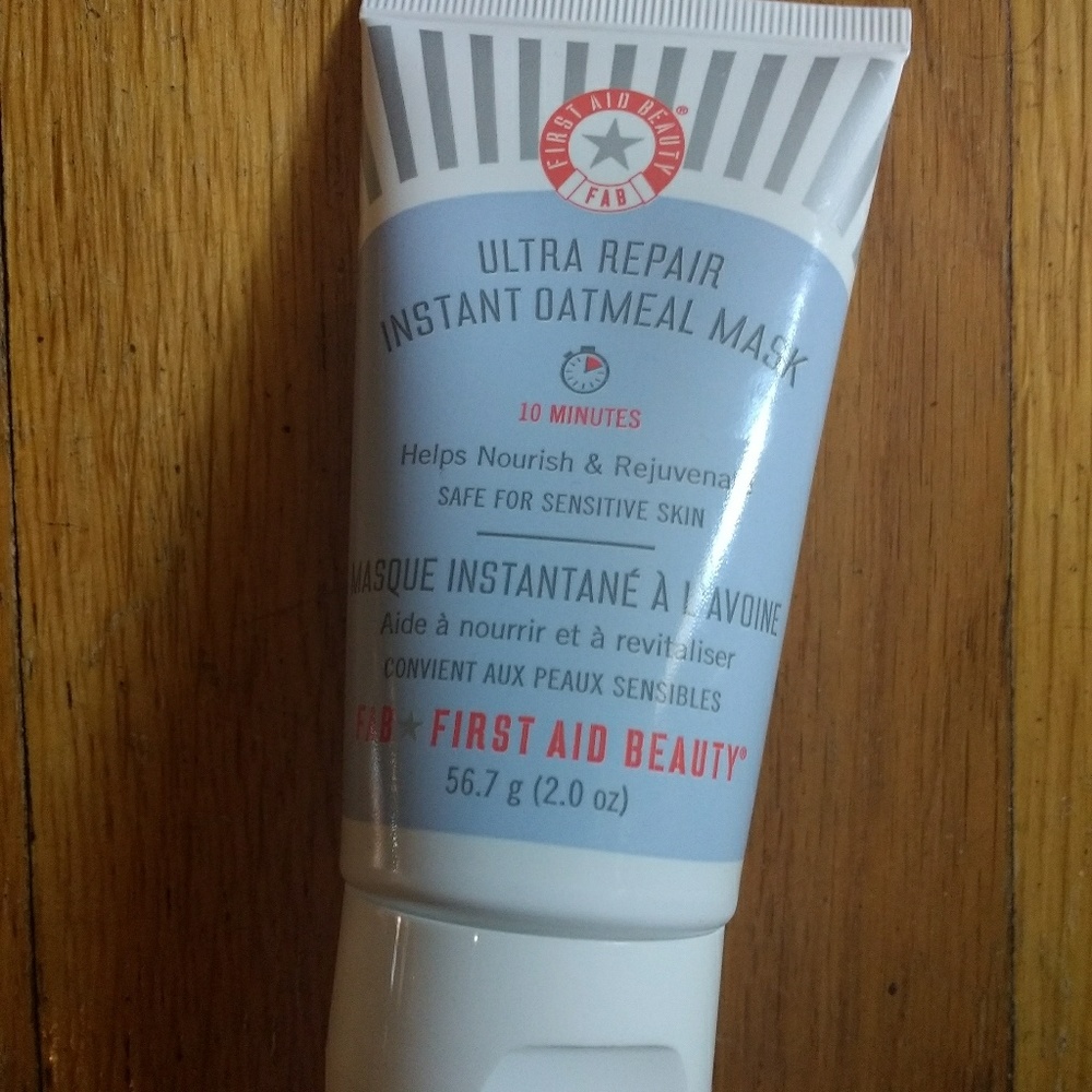 First Aid Beauty's Ulta Repair Instant Oatmeal Mas